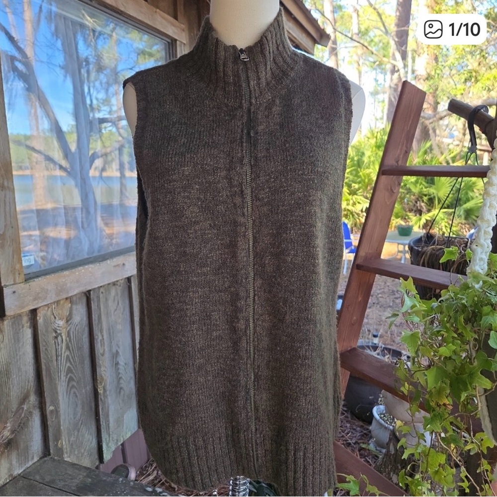 J. Jill olive green wool and alpaca blend zip front sweater vest